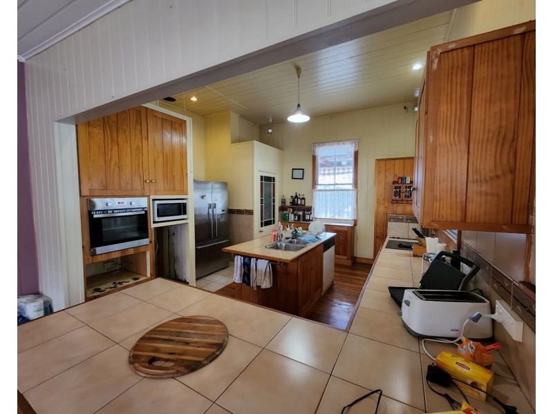 18 Nicholas Crt, Cooyar QLD 4402