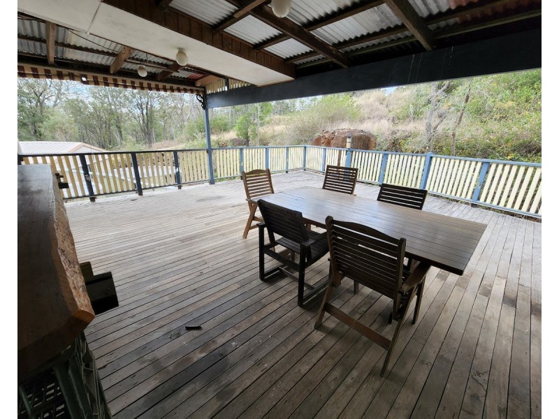18 Nicholas Crt, Cooyar QLD 4402