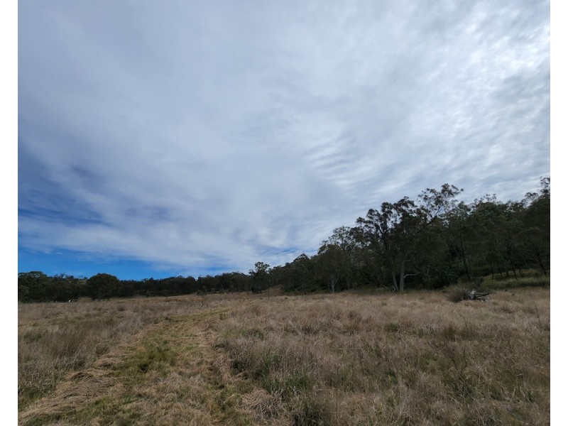 18 Nicholas Crt, Cooyar QLD 4402