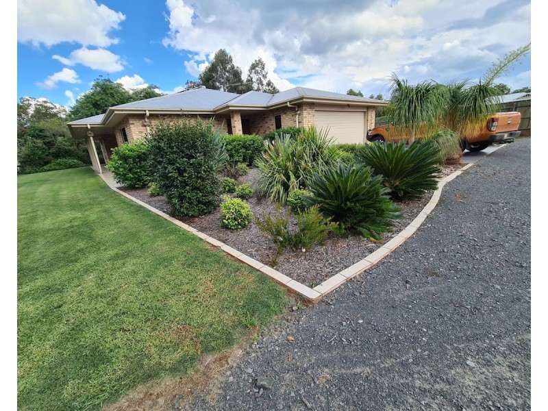 41 Adams Road, Cabarlah QLD 4352