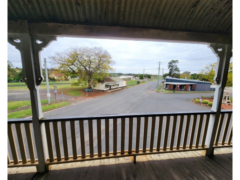 1 Railway Street, Helidon QLD 4344