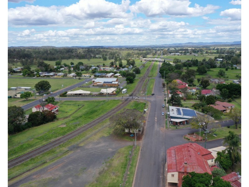 1 Railway Street, Helidon QLD 4344