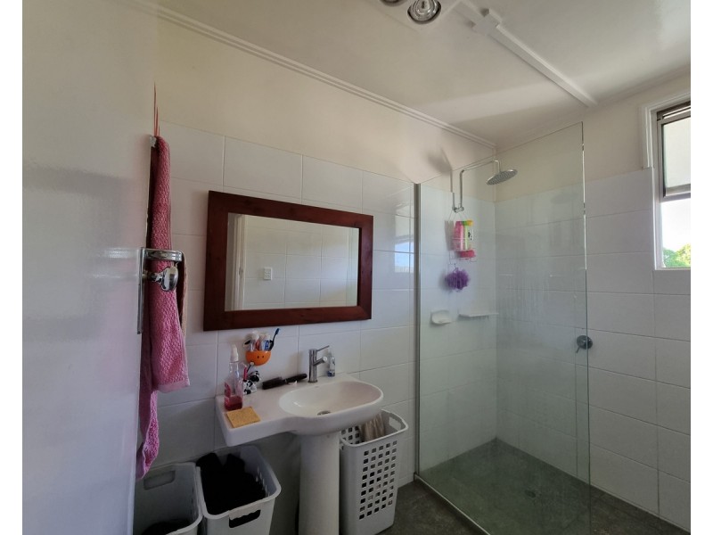 30 James Street, Crows Nest QLD 4355