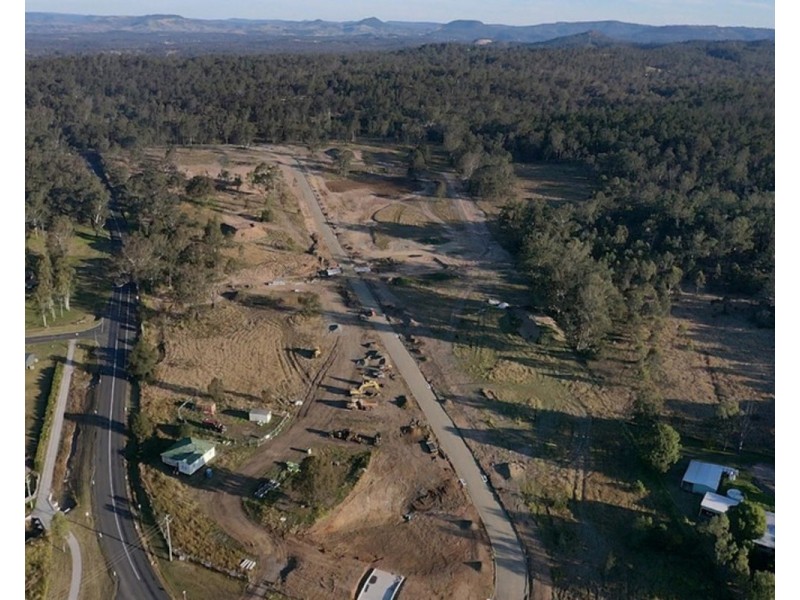 13 Goodman Drive, Murphys Creek QLD 4352