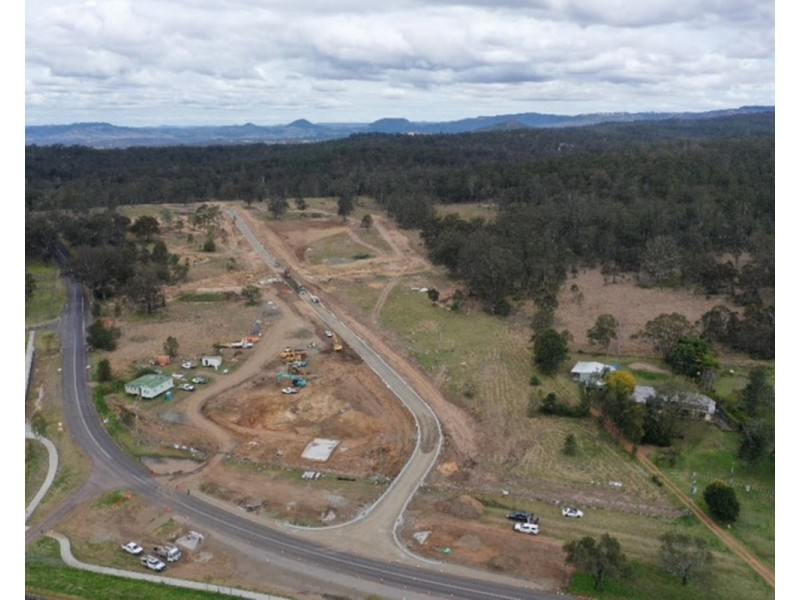 13 Goodman Drive, Murphys Creek QLD 4352