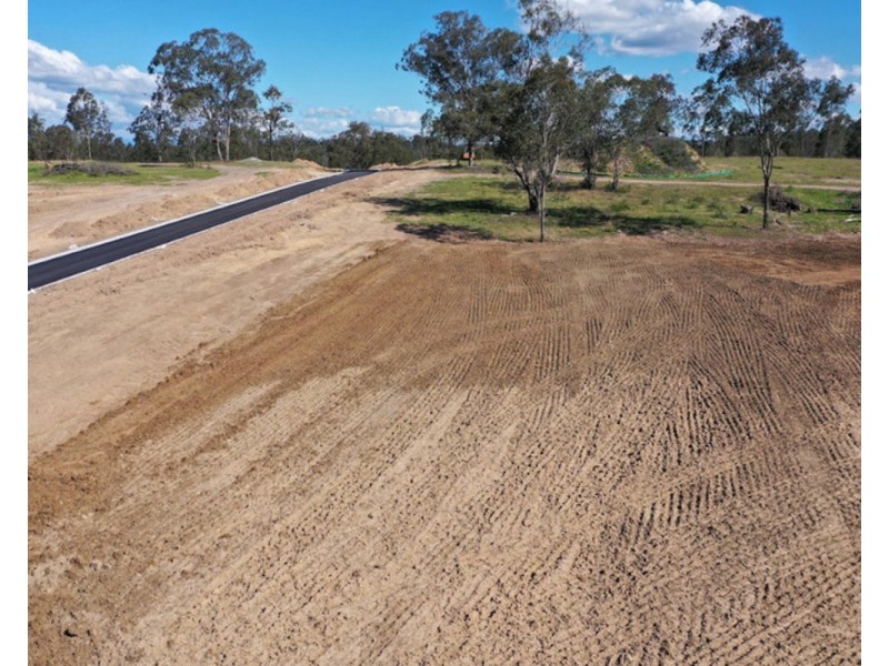 13 Goodman Drive, Murphys Creek QLD 4352