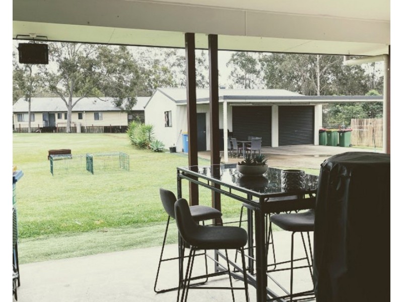 15 Kimdonn Drive, Withcott QLD 4352