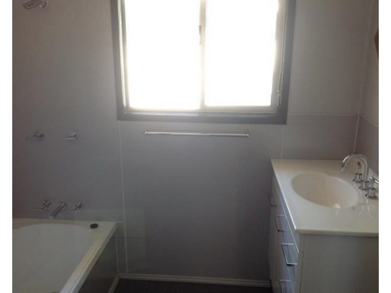 12 Middle Road, Pierces Creek QLD 4355