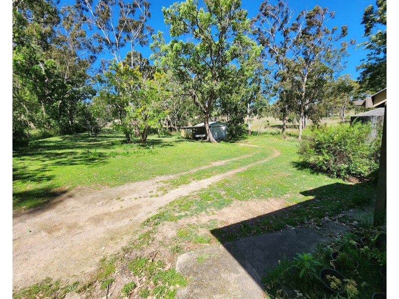 12 Middle Road, Pierces Creek QLD 4355