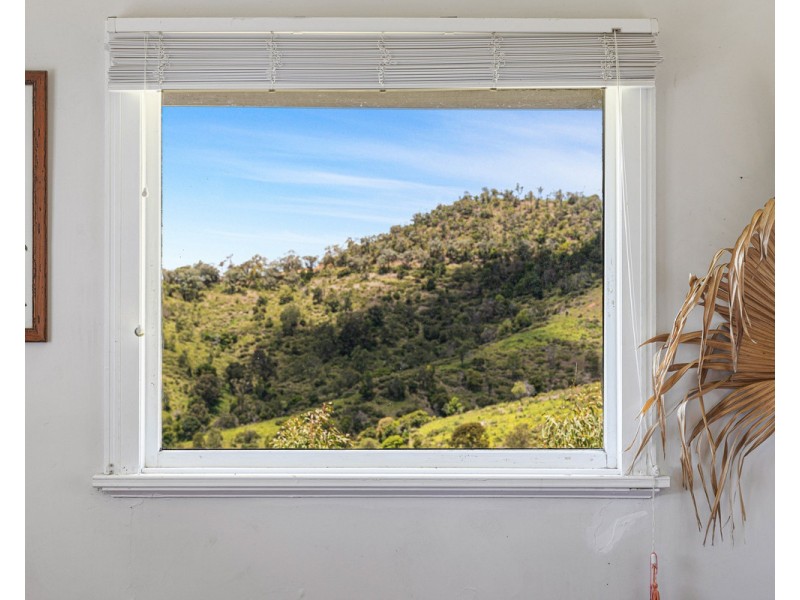 273 Silver Pinch Road, Silver Ridge QLD 4352