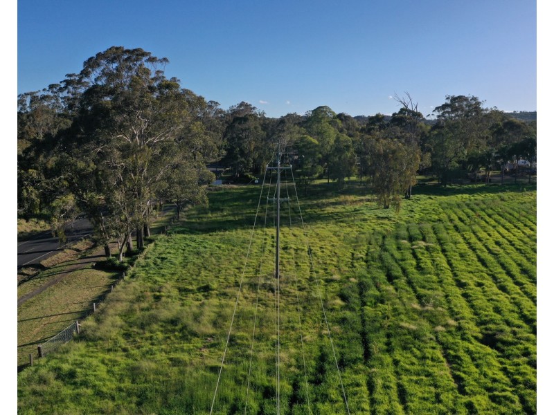 405 – 417/7534 New England Highway, Crows Nest QLD 4355