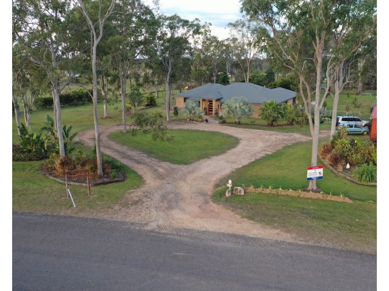 8 Legend Drive, Adare QLD 4343