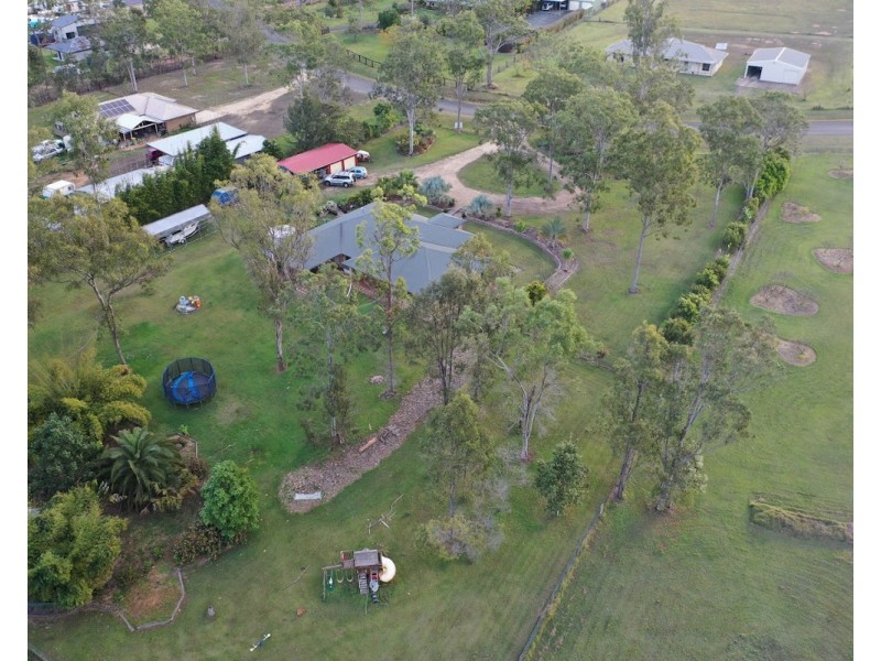 8 Legend Drive, Adare QLD 4343