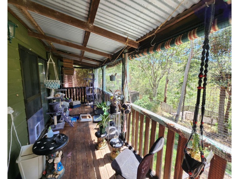 20 Gordon Crescent, Withcott QLD 4352