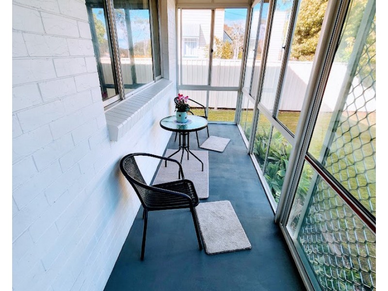 8 Nolan Street, Crows Nest QLD 4355