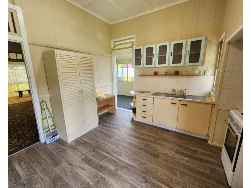 2 Link Street, North Toowoomba QLD 4350