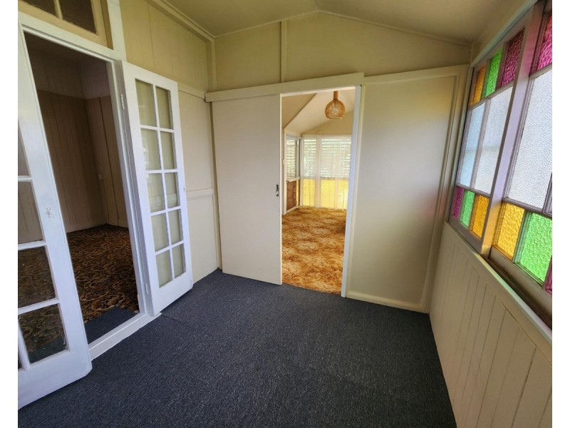 2 Link Street, North Toowoomba QLD 4350