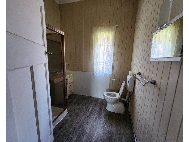 2 Link Street, North Toowoomba QLD 4350