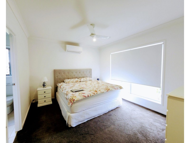 9 Pamela Court, Withcott QLD 4352