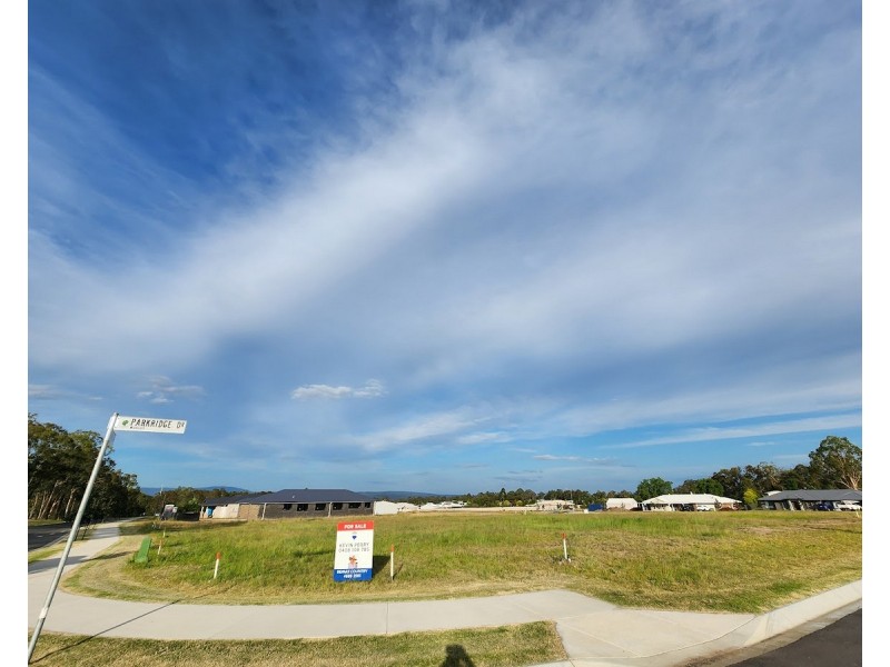 84 Parkridge Drive, Withcott QLD 4352