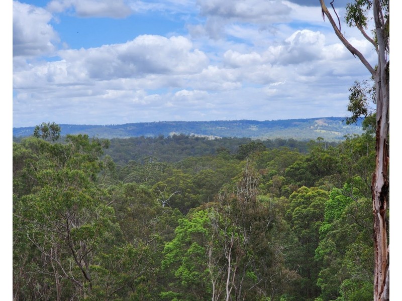 3 Ravensbourne Dip Road, Ravensbourne QLD 4352