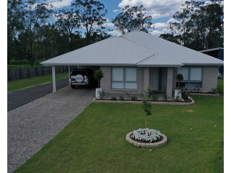 9 Pamela Court, Withcott QLD 4352