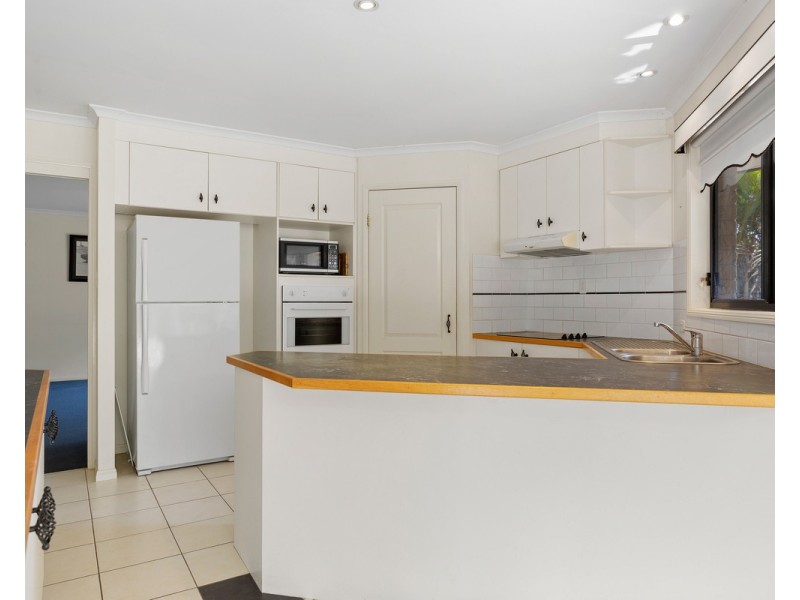 51 Parkridge Drive, Withcott QLD 4352
