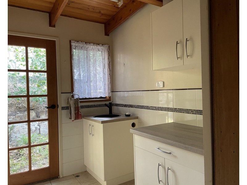 11 Woodland Crescent, Withcott QLD 4352