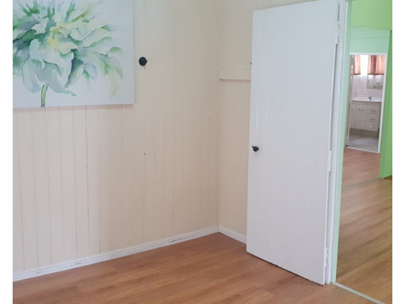 15 Pine Street, Mulgildie QLD 4630