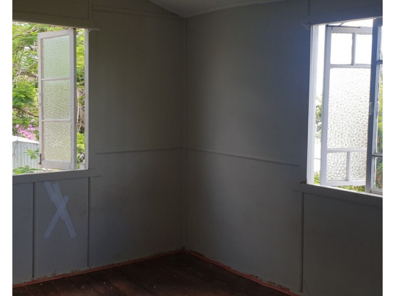 14 Boyle Street, Monto QLD 4630