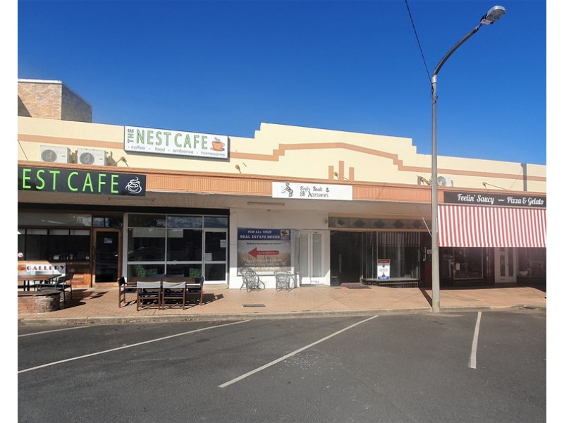 3/2 Charlotte Street, Crows Nest QLD 4355