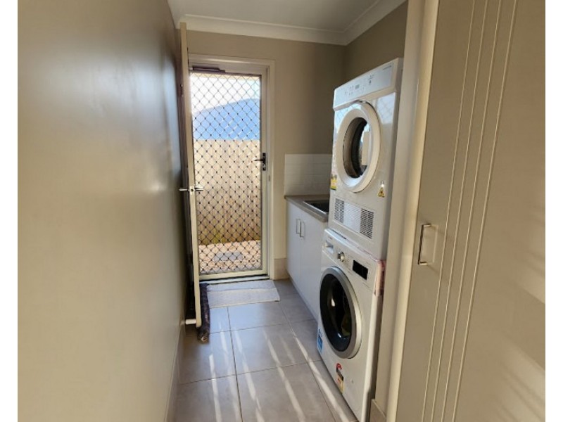 10 Dove Crescent, Kleinton QLD 4352