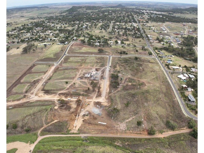 45 Aquila Drive (Eagle Heights), Meringandan West QLD 4352