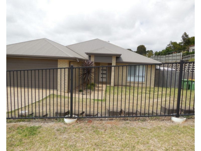 96A Hogg Street, Wilsonton Heights QLD 4350