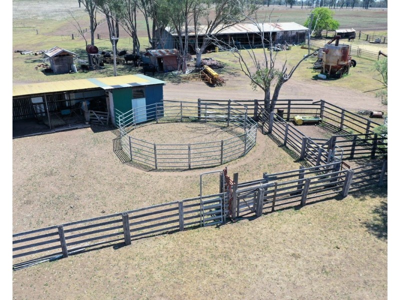 2073 Kingsthorpe Haden Road, Goombungee QLD 4354