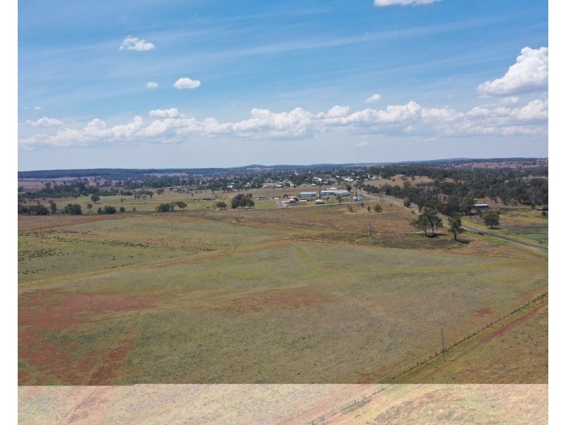 2073 Kingsthorpe Haden Road, Goombungee QLD 4354