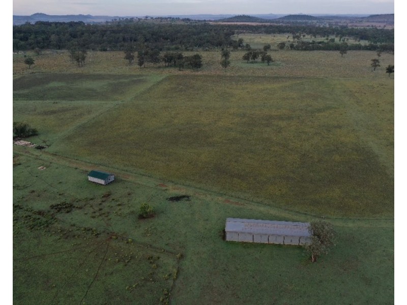 2073 Kingsthorpe Haden Road, Goombungee QLD 4354