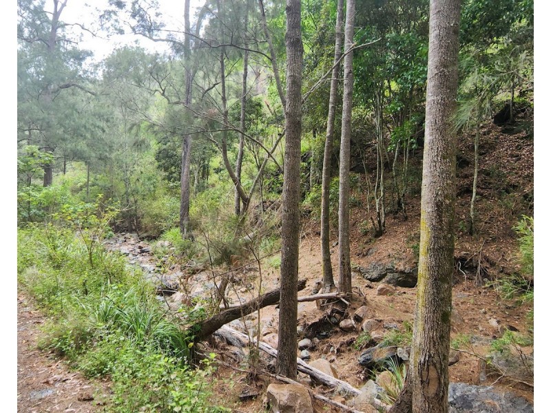 887 Rossmore Road, Black Snake QLD 4600