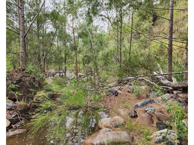 887 Rossmore Road, Black Snake QLD 4600