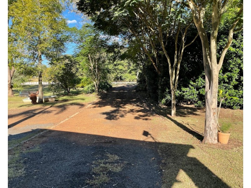 796 Toowoomba Connection Road, Withcott QLD 4352