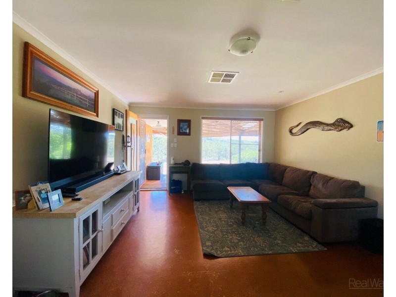 95 Six Mile Creek Road, Postmans Ridge QLD 4352