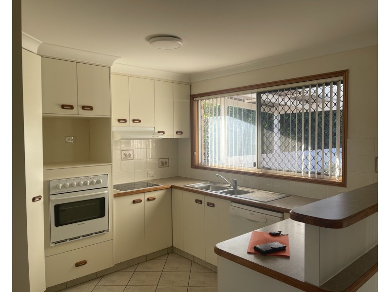 17 Edzill Street, Wilsonton Heights QLD 4350