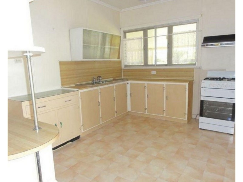 3 Moreton Street, Dalby QLD 4405