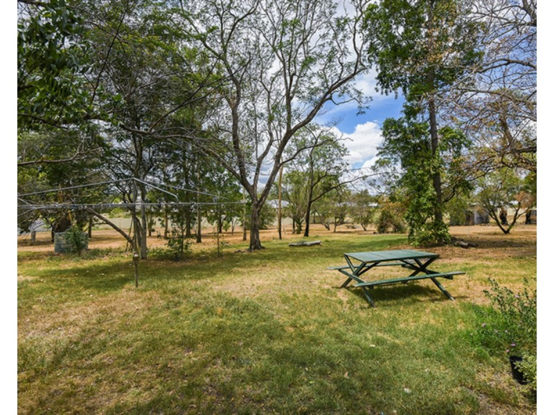 30 Laidley Street, Helidon QLD 4344