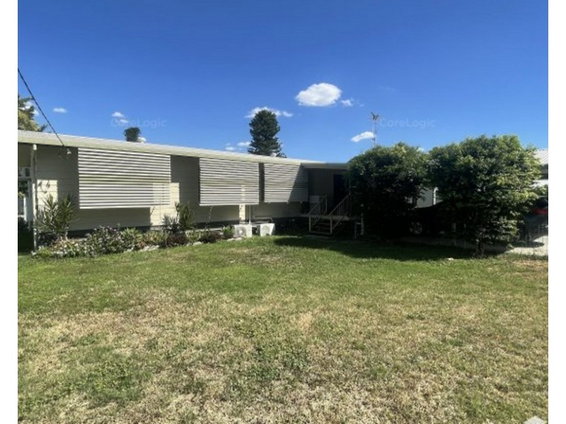 12 Hamilton Street, Moura QLD 4718