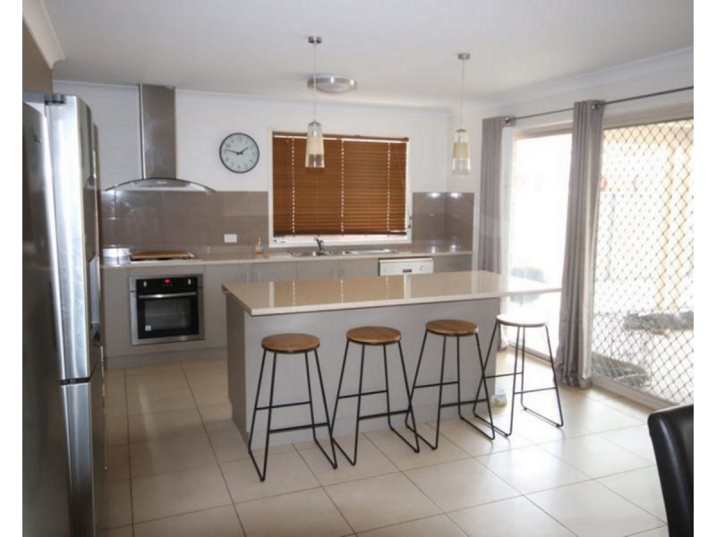 16 Thomas Street, Cambooya QLD 4358