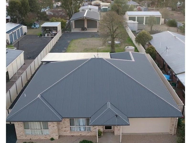 16 Thomas Street, Cambooya QLD 4358