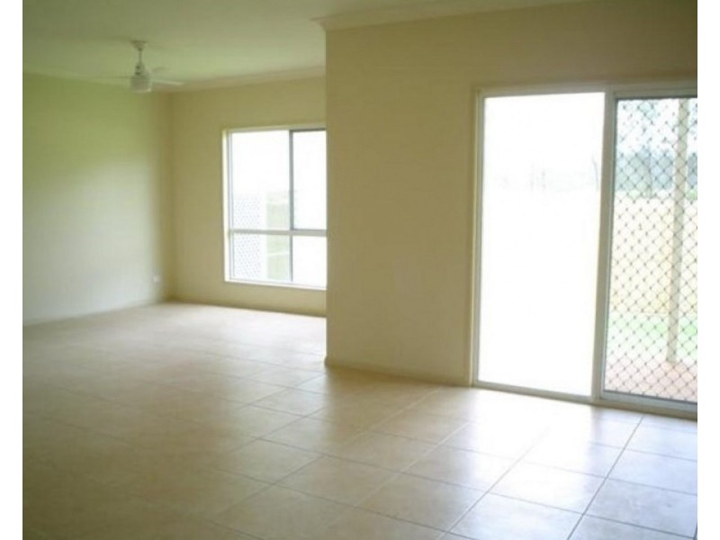 10 Carly Drive, Helidon QLD 4344