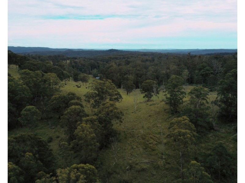 128 Garvey Road, Ravensbourne QLD 4352