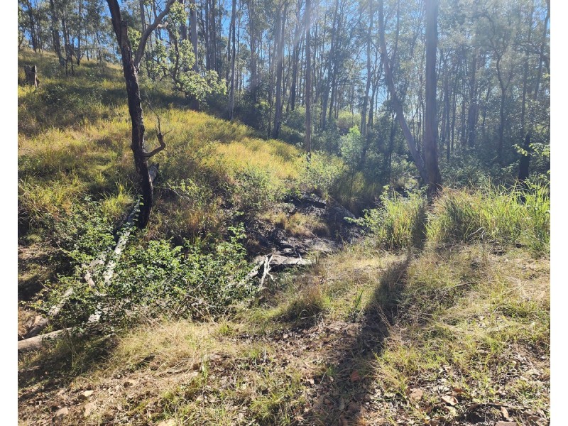 128 Garvey Road, Ravensbourne QLD 4352